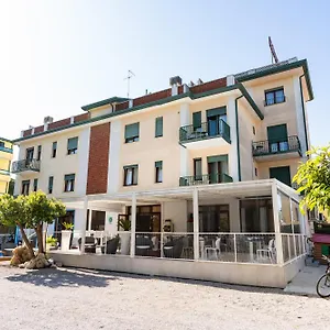 3* Szálloda Regina